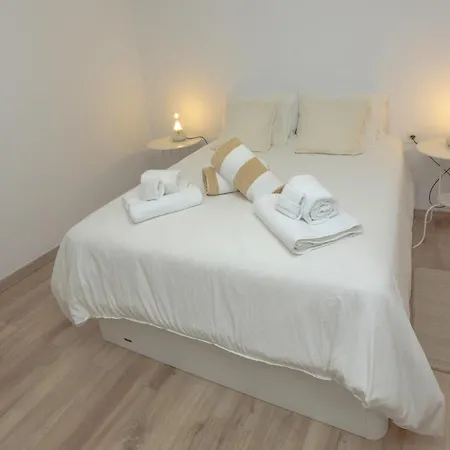 Casa Berkana Con Piscina 度假居 *
