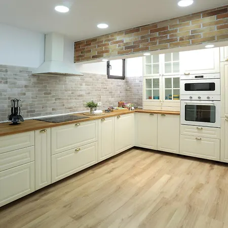 Casa Berkana Con Piscina 度假居 宏达海滩