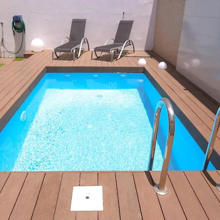 Casa Berkana Con Piscina * بلايا هوندا
